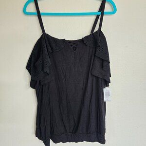 Cold shoulder crop top